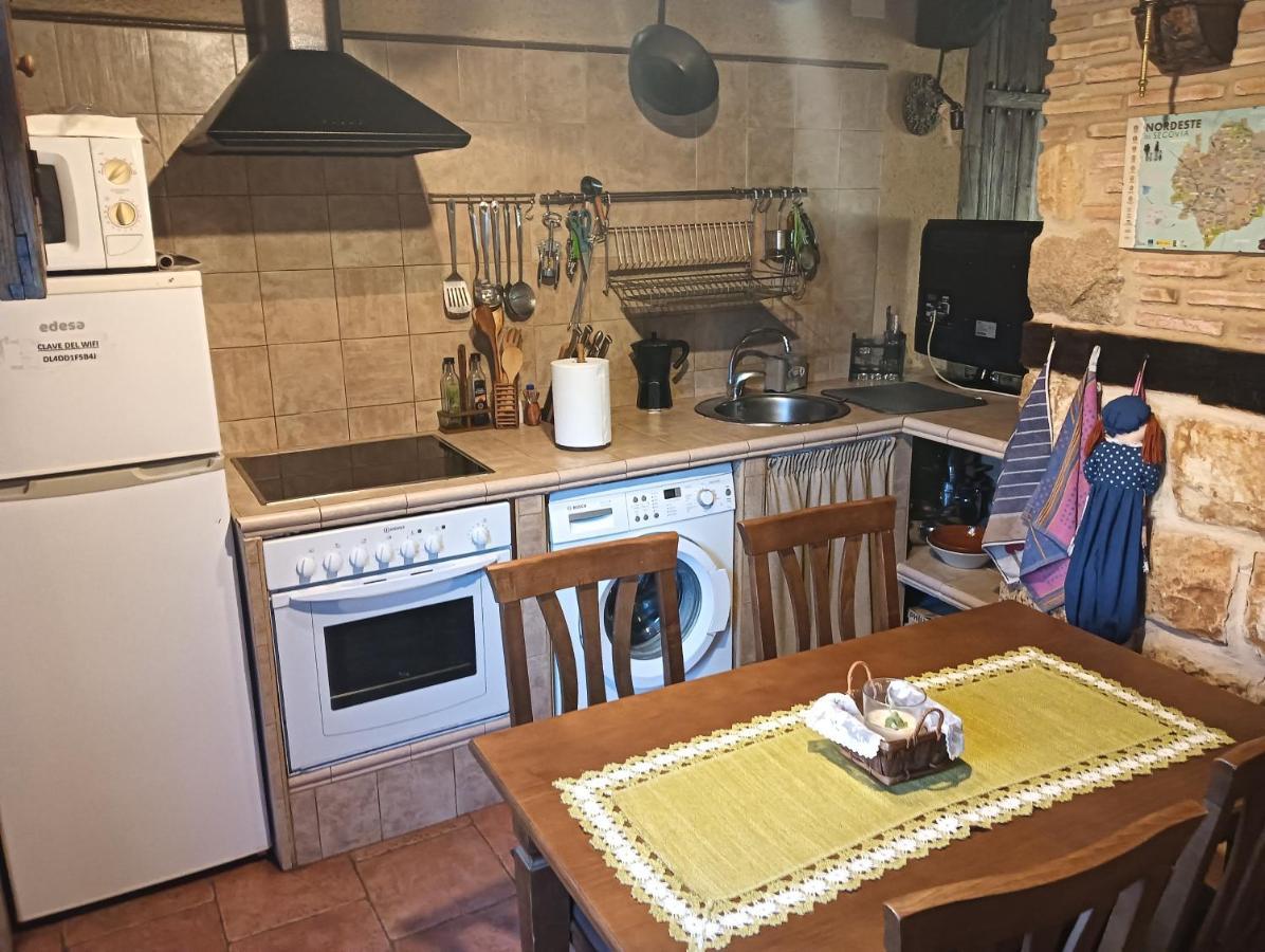 Casa Rural La Casa De Los Pollos Turrubuelo Extérieur photo